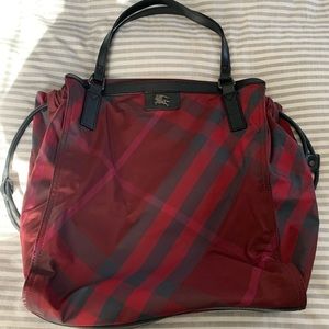 Burberry checkered tote - red